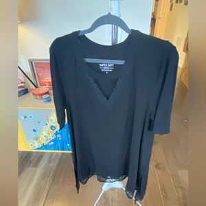 Women Torrid 2 (W 18-20) Black Shirt.